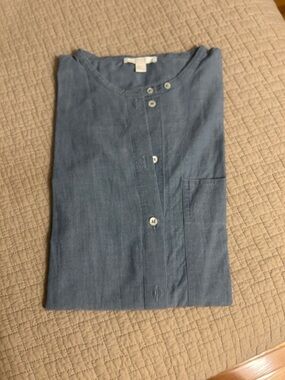 Cos Women’s Blue Button-Front Chambray Shirt